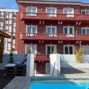 https://casa-dos-carvalhos-coimbra.hotelscoimbra.com