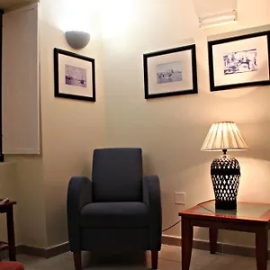  Hotel Marquez